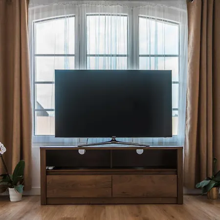 Vistas Maryvilla Vistas A La Piscina شقة كاليبي